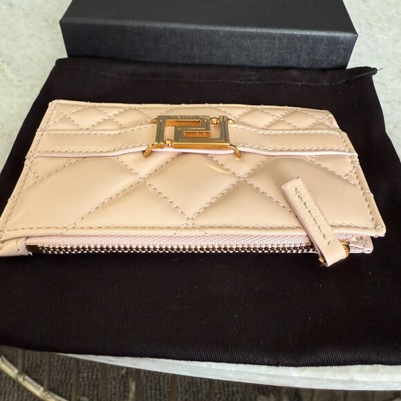 Versace Quilted Pale Pink Leather Card Holder Wallet, Gold-tone logo metal - Picture 4 of 9